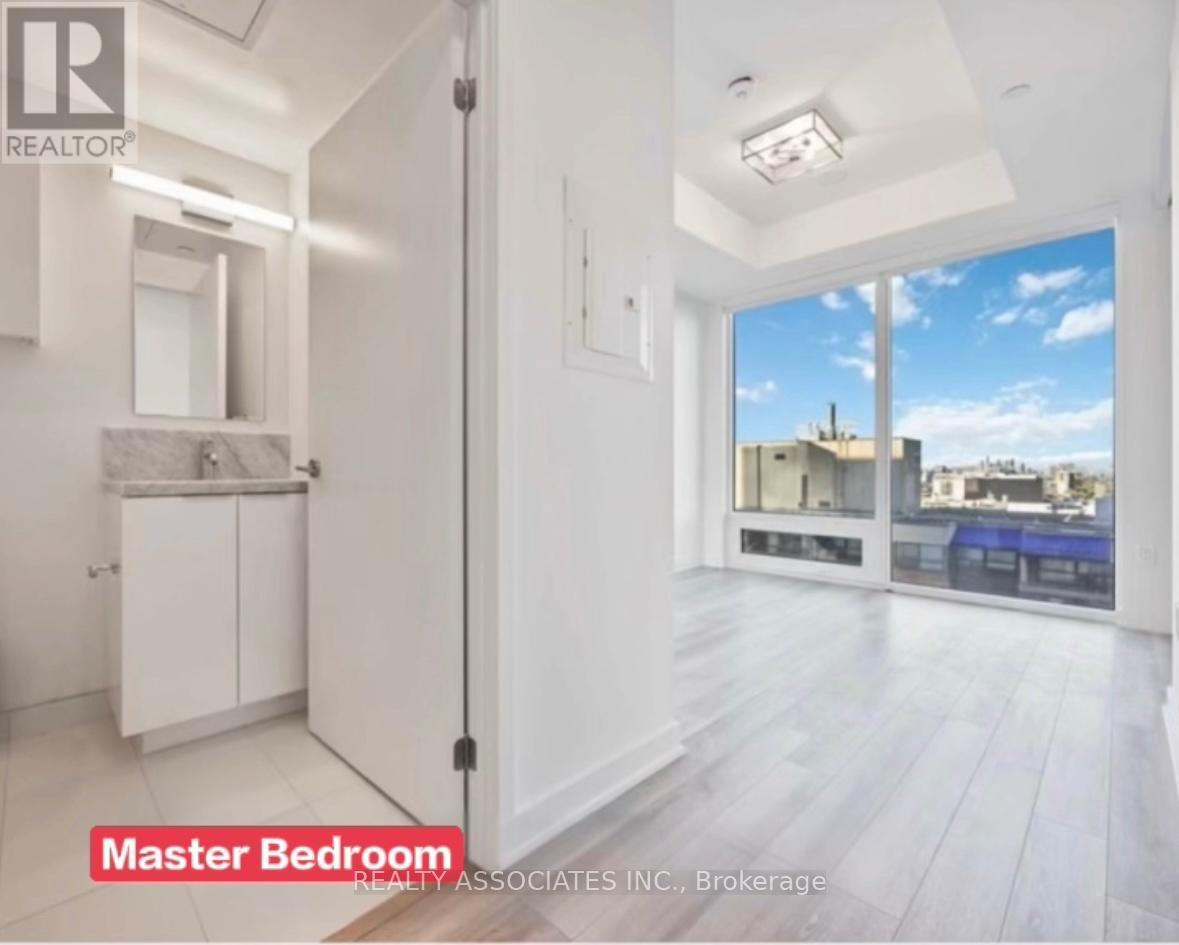 1713 - 121 St Patrick Street, Toronto, Ontario  M5T 0B8 - Photo 12 - C13613960