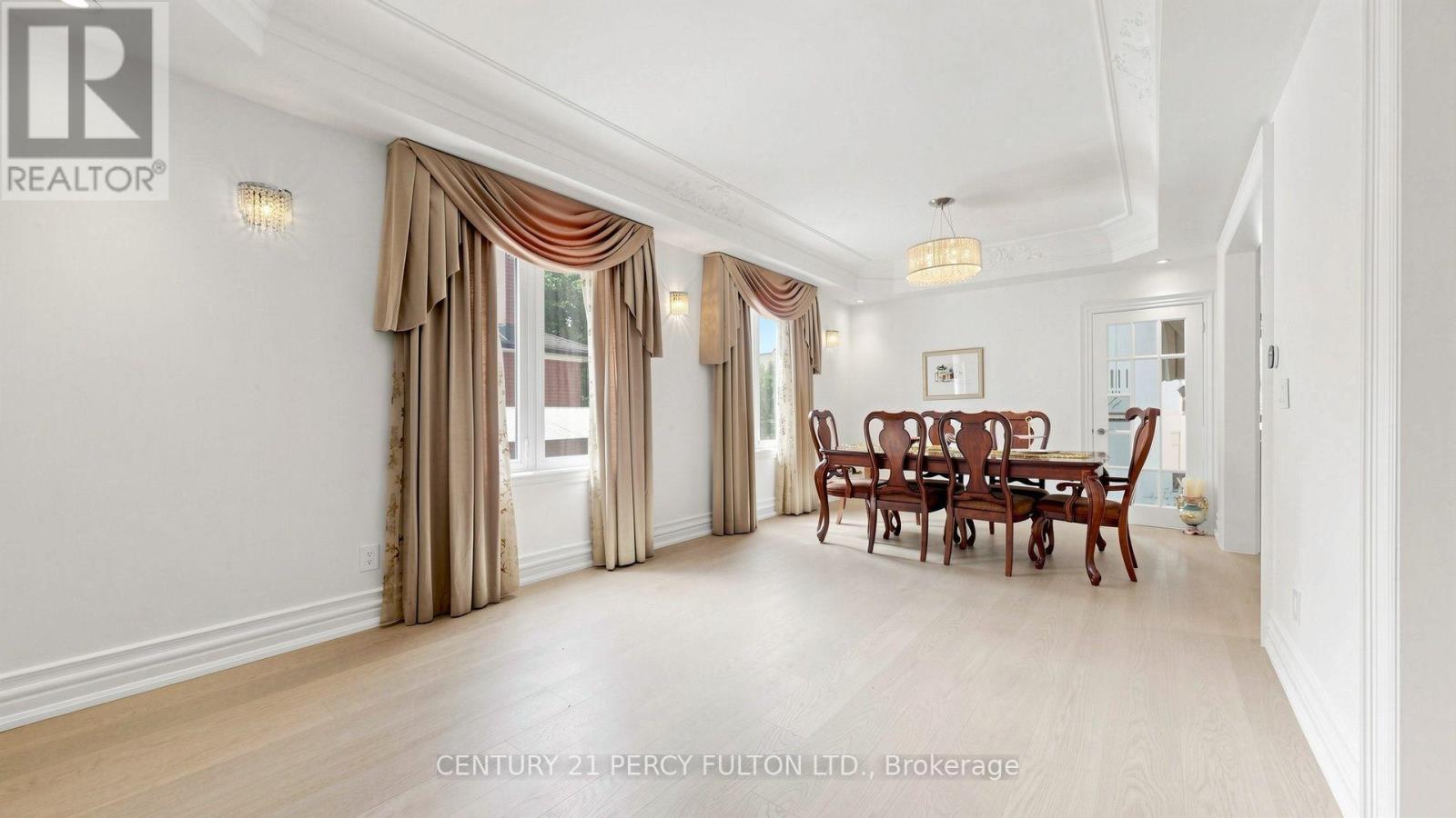 372b Hounslow Avenue, Toronto, Ontario  M2R 1H6 - Photo 9 - C13614006