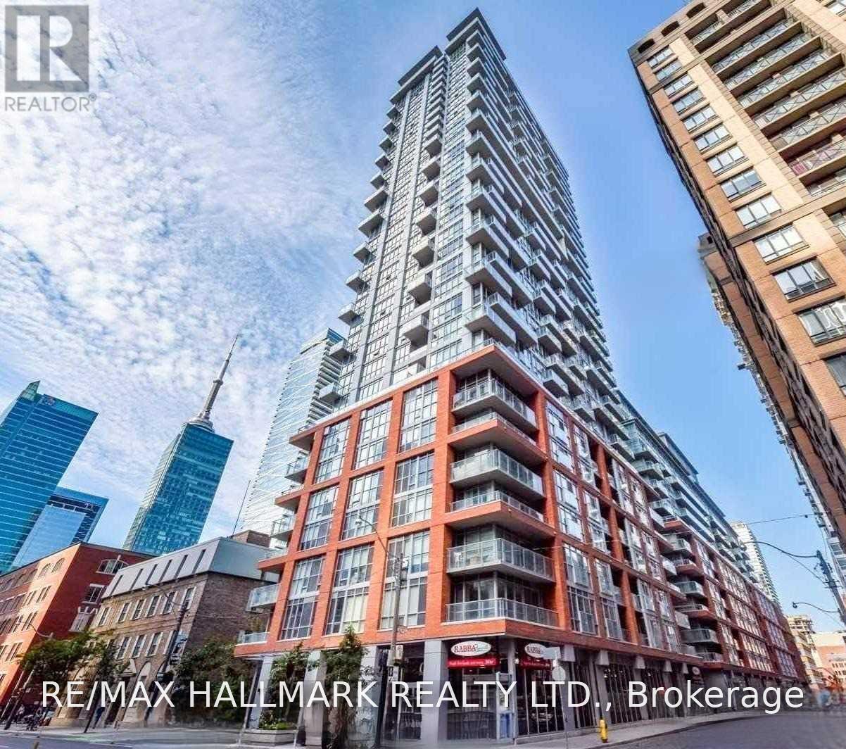 2703 - 126 SIMCOE STREET, Toronto, Ontario