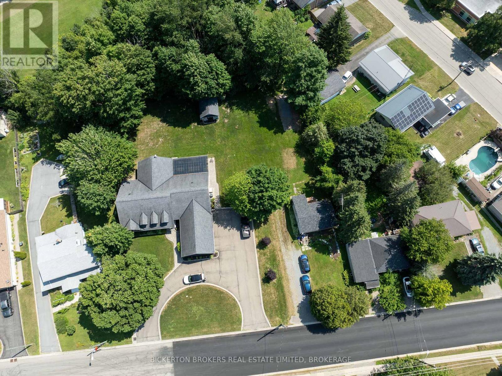 449 Charles Street N, Gananoque, Ontario  K7G 1V8 - Photo 3 - X13613948