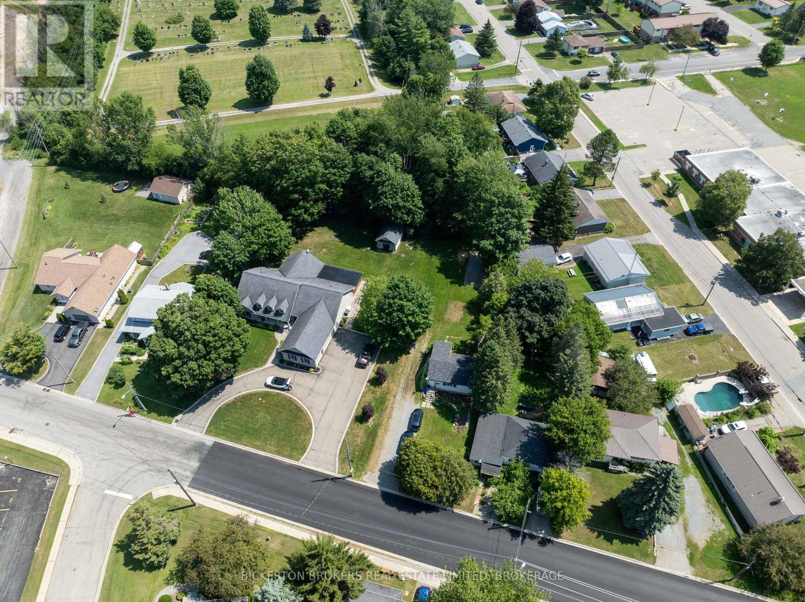 449 Charles Street N, Gananoque, Ontario  K7G 1V8 - Photo 5 - X13613948