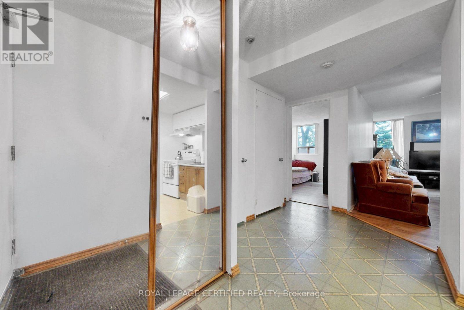 201 - 2460 Eglinton Avenue E, Toronto, Ontario  M1K 5J7 - Photo 7 - E13613758