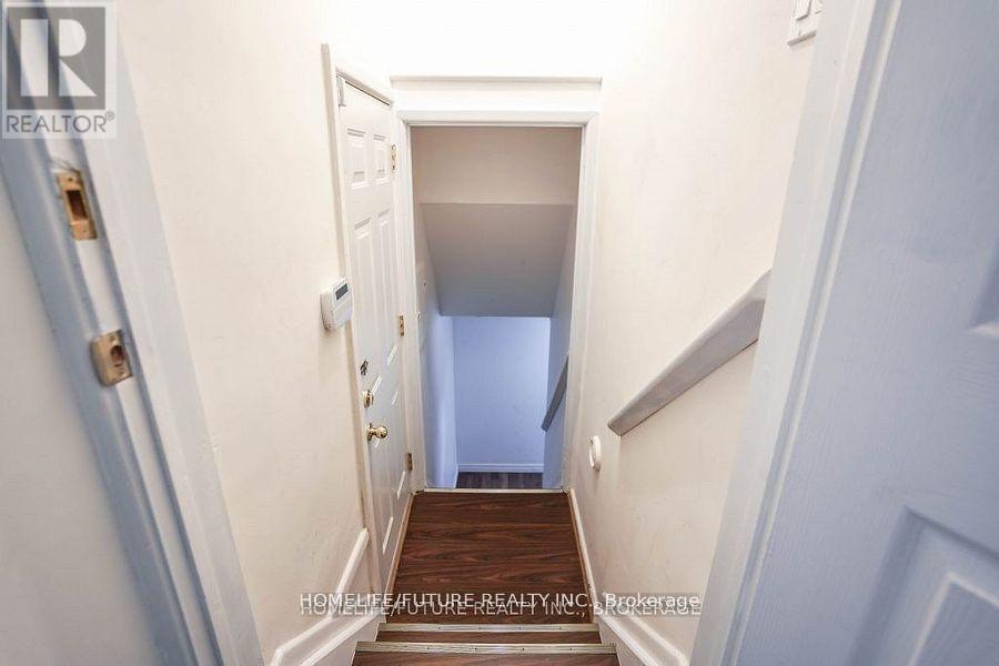 Bsmt - 48 Farmcrest Drive, Toronto, Ontario  M1T 1B9 - Photo 3 - E13613858