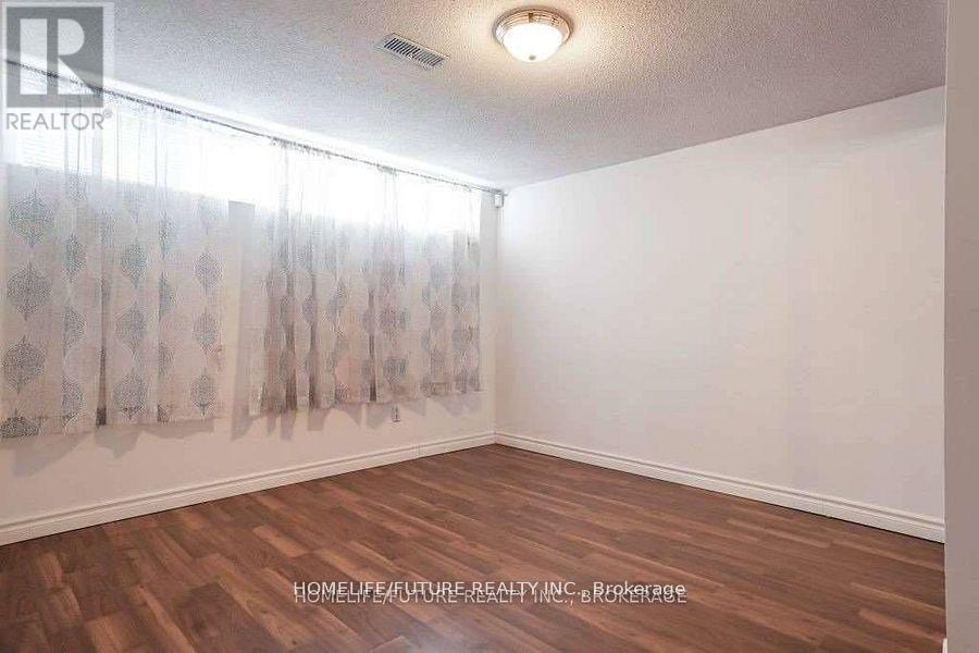 Bsmt - 48 Farmcrest Drive, Toronto, Ontario  M1T 1B9 - Photo 7 - E13613858