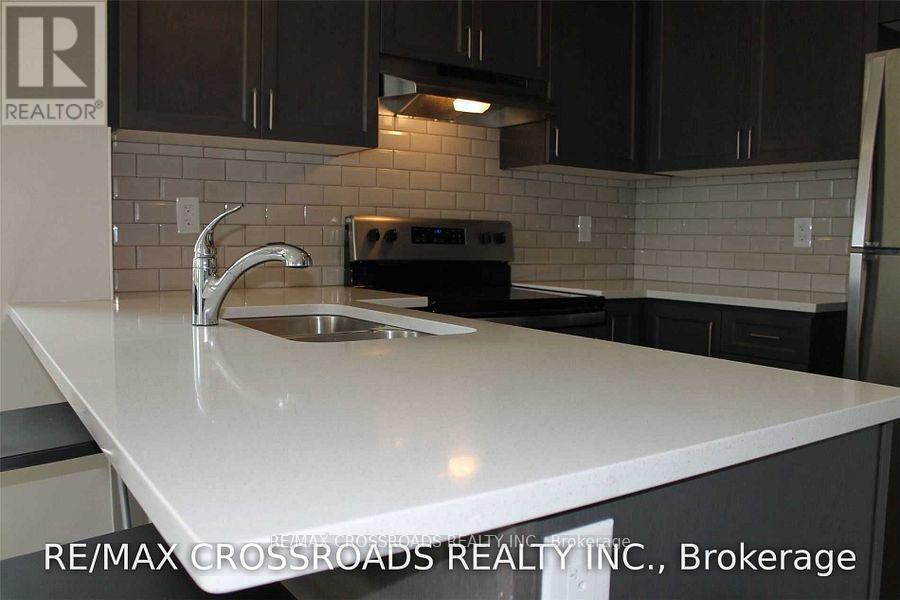 311 - 1460 Whites Road, Pickering, Ontario  L1V 0E8 - Photo 11 - E13614052