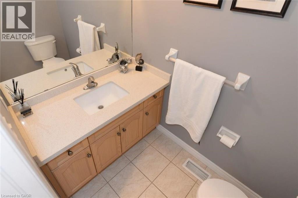 24 Bosworth Street, Ancaster, Ontario  L9K 1N8 - Photo 11 - 40846346