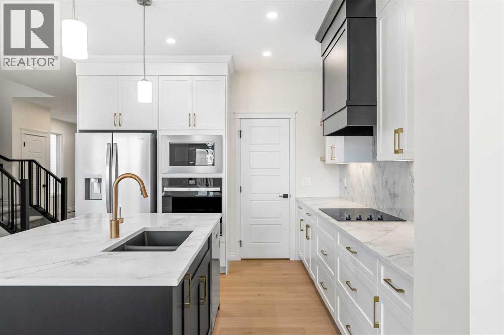 63 Annette Rise NW, Calgary, Alberta  T3R 2L6 - Photo 10 - A2329509