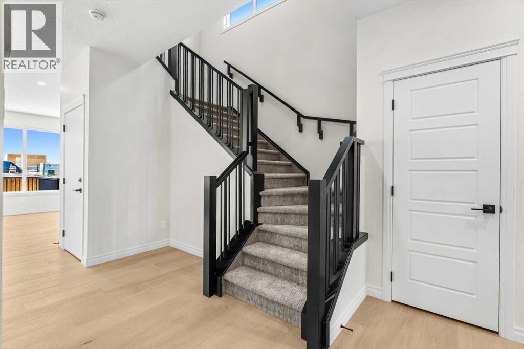 63 Annette Rise NW, Calgary, Alberta  T3R 2L6 - Photo 19 - A2329509