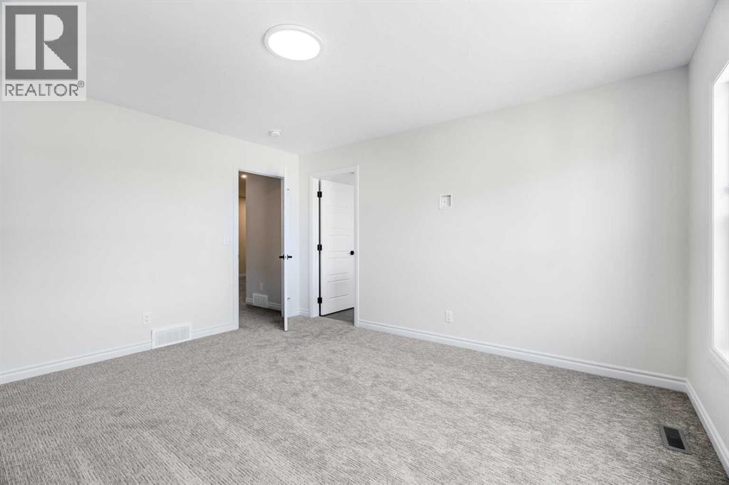 63 Annette Rise NW, Calgary, Alberta  T3R 2L6 - Photo 25 - A2329509