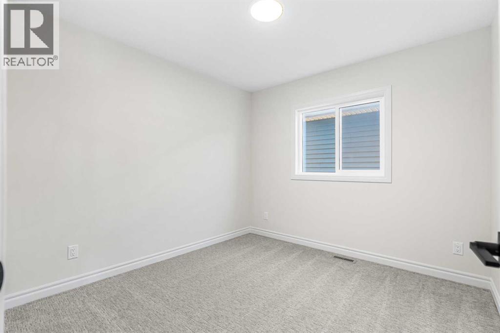 63 Annette Rise NW, Calgary, Alberta  T3R 2L6 - Photo 39 - A2329509