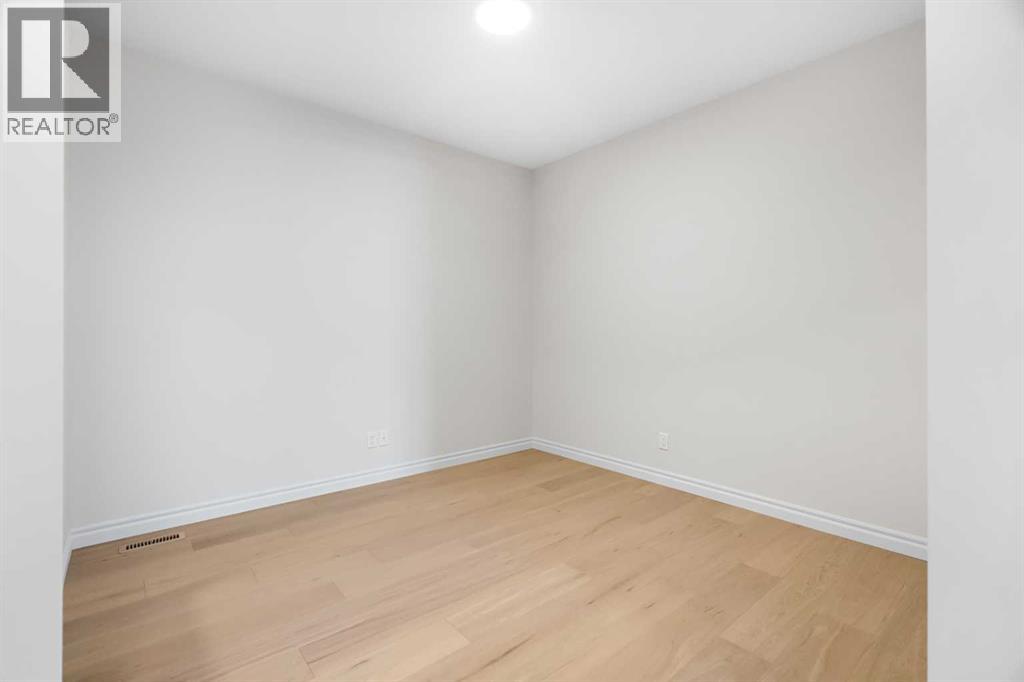 63 Annette Rise NW, Calgary, Alberta  T3R 2L6 - Photo 16 - A2329509