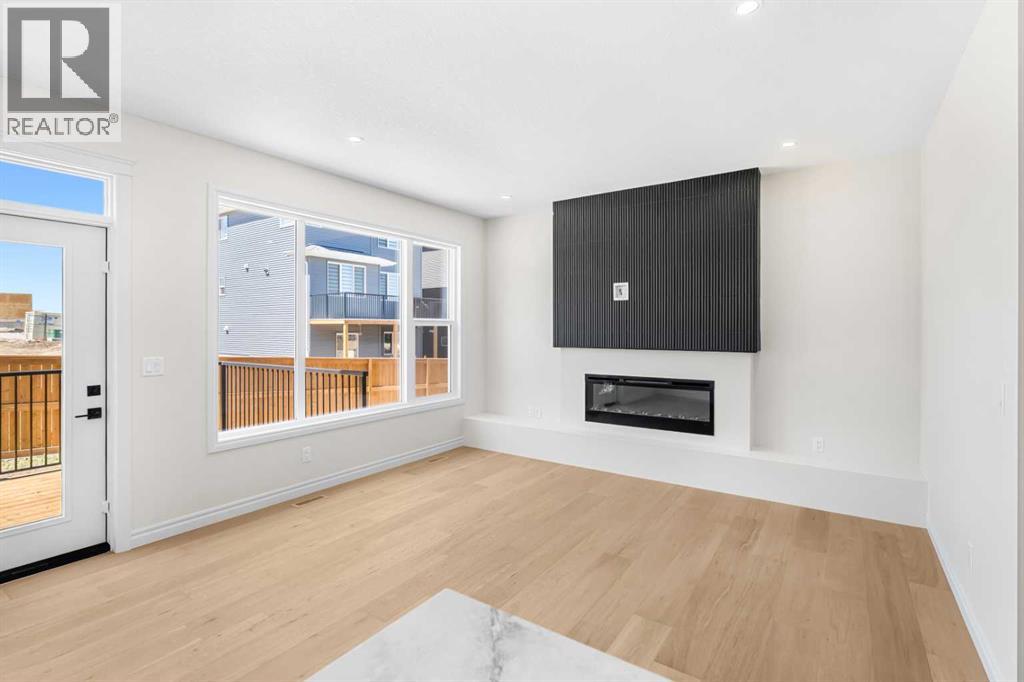 63 Annette Rise NW, Calgary, Alberta  T3R 2L6 - Photo 4 - A2329509