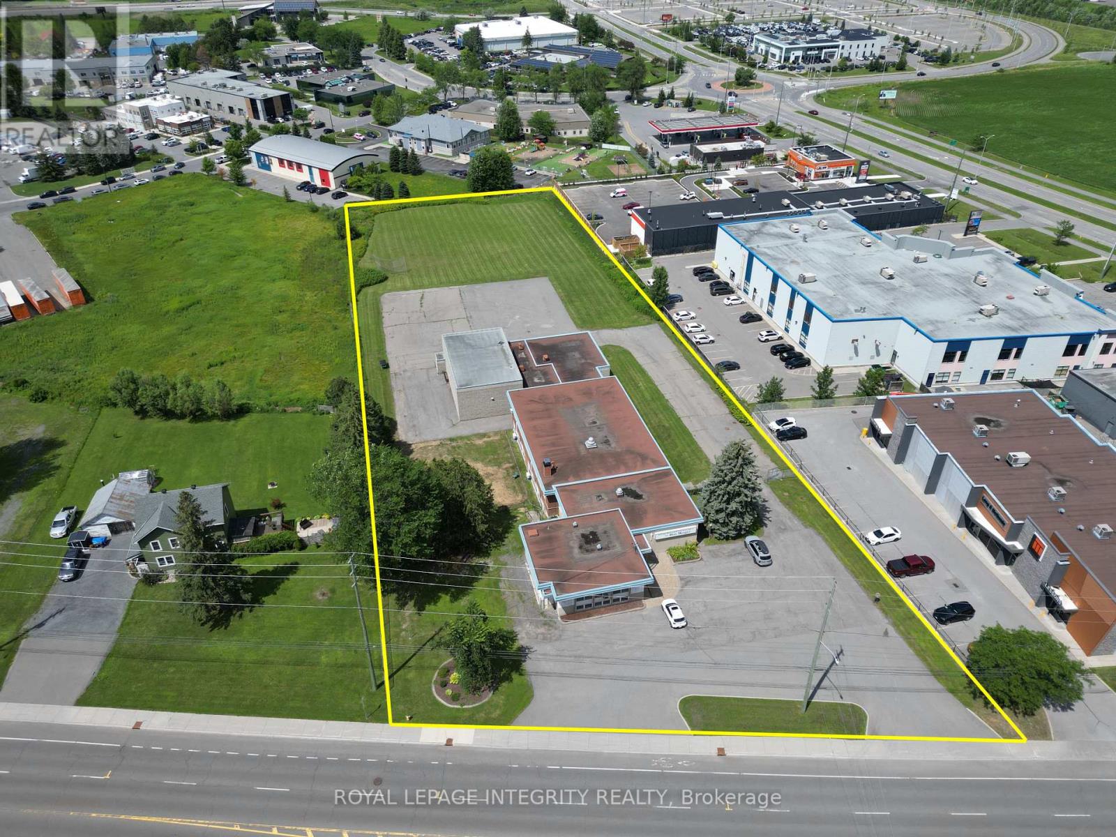 3775 ST JOSEPH BOULEVARD, Ottawa, Ontario