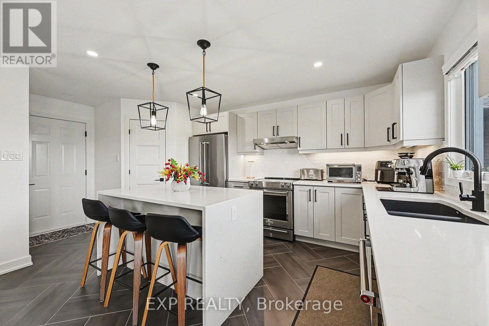 306 Moisson Street, Russell, Ontario  K0A 1W0 - Photo 13 - X13613970