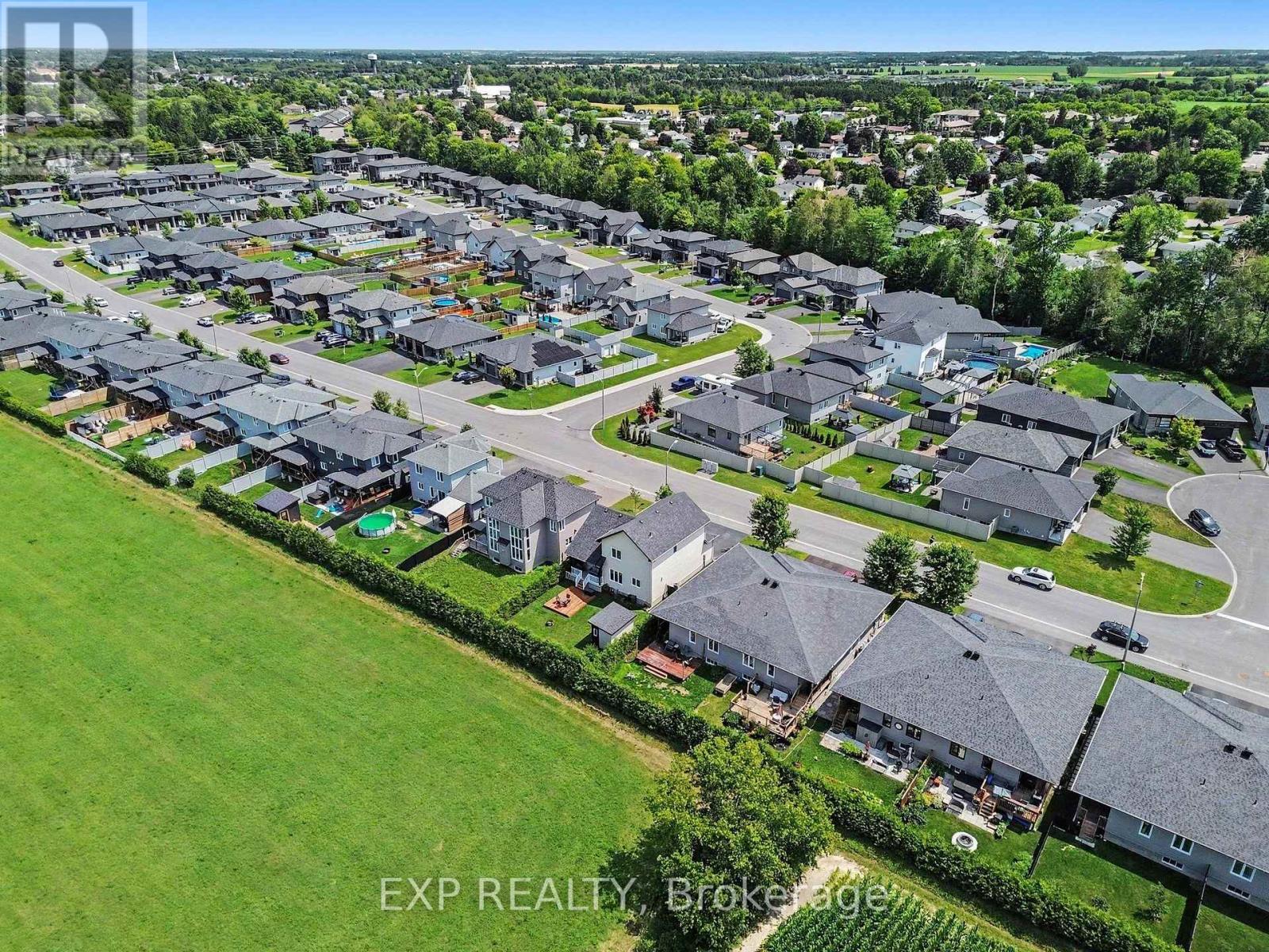 306 Moisson Street, Russell, Ontario  K0A 1W0 - Photo 33 - X13613970