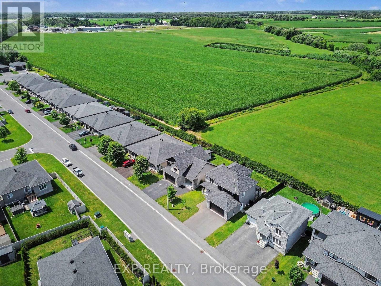306 Moisson Street, Russell, Ontario  K0A 1W0 - Photo 35 - X13613970