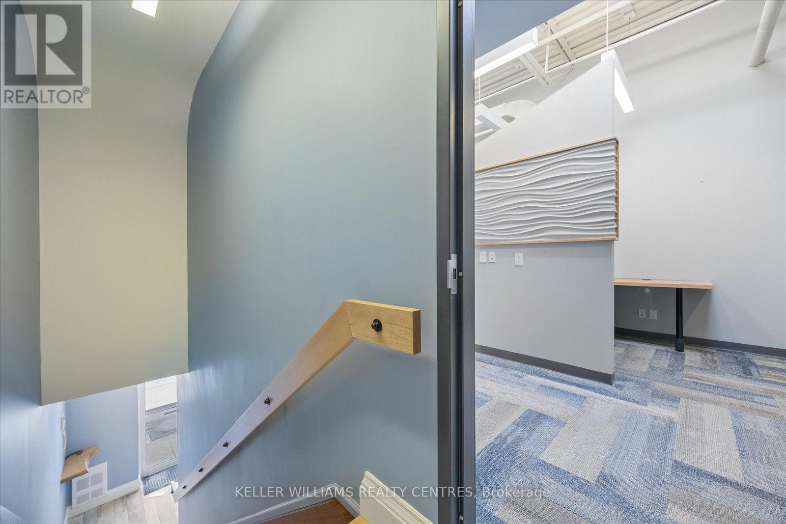 8 - 235 Industrial Parkway S, Aurora (Aurora Grove), Ontario  L4G 3V5 - Photo 10 - N13613870