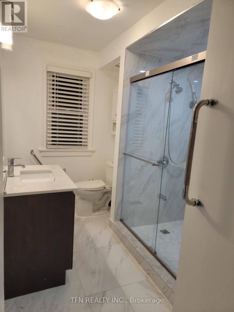 86-C Dale Crescent, Bradford West Gwillimbury, Ontario  L0L 1L0 - Photo 12 - N13613952