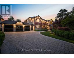 82 WESTWOOD LANE, Richmond Hill, Ontario