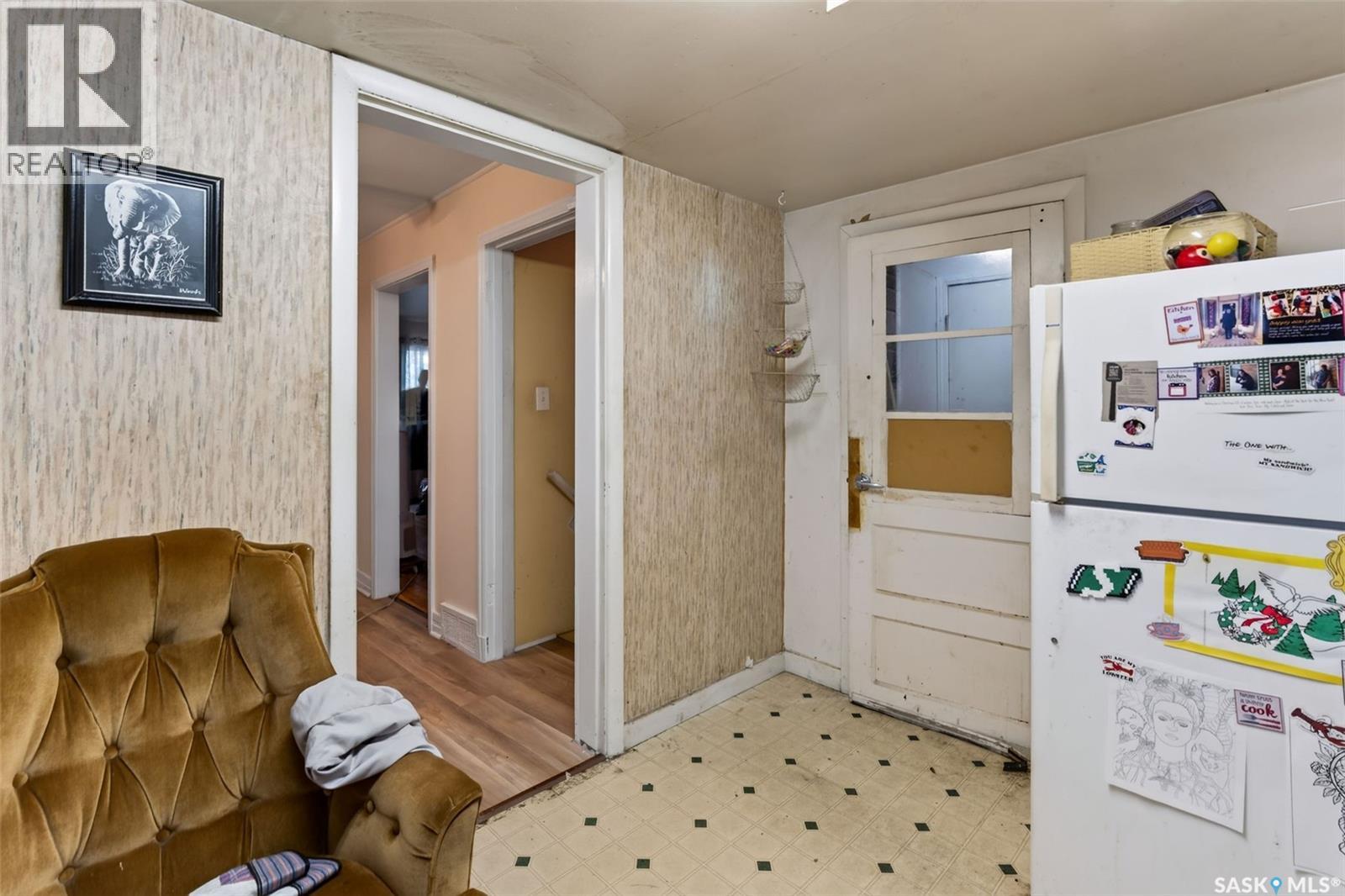 209 V Avenue S, Saskatoon, Saskatchewan  S7M 3E2 - Photo 12 - SK043568