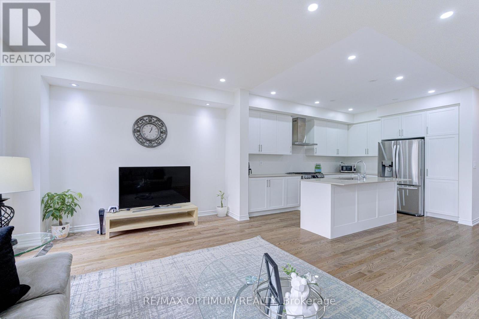 44 Bermondsey Way, Brampton, Ontario L6Y 6K9 - Photo 13 - W13613748
