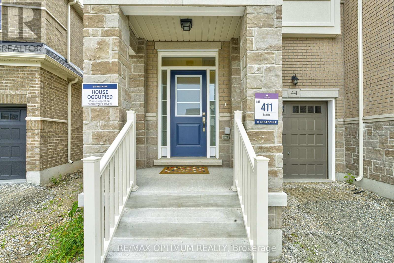 44 Bermondsey Way, Brampton, Ontario L6Y 6K9 - Photo 4 - W13613748