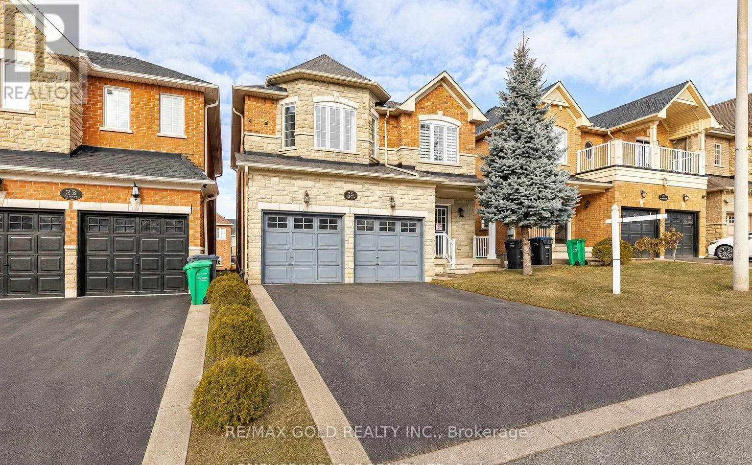 25 Oblate Crescent, Brampton, Ontario  L6Y 0K2 - Photo 1 - W13613792