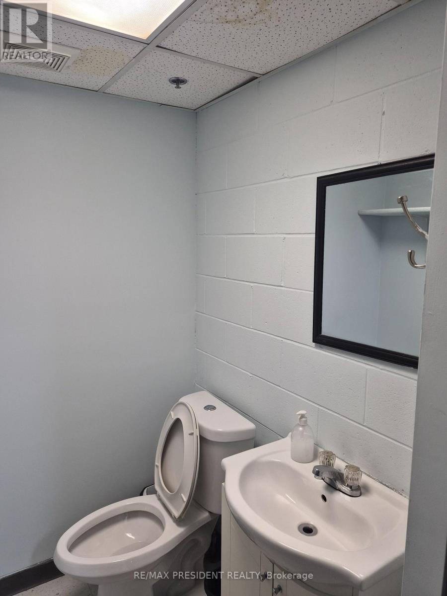 22 - 7015 Tranmere Drive E, Mississauga, Ontario  L5S 1T7 - Photo 8 - W13613808