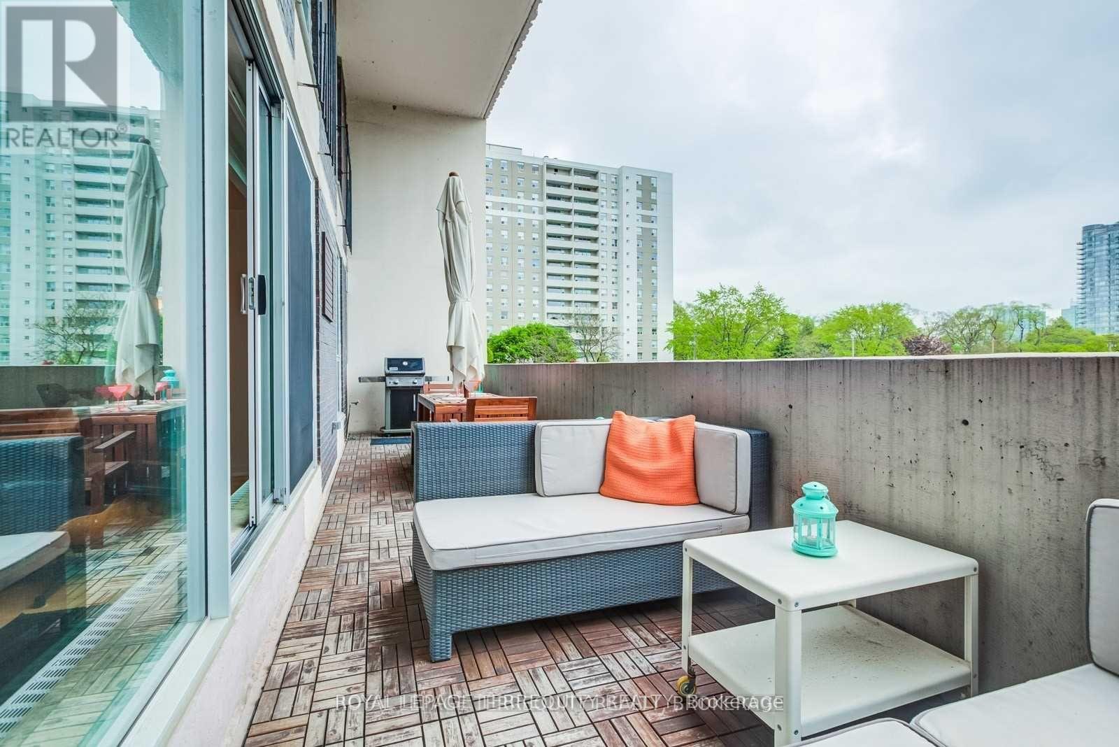 214 - 60 Southport Street, Toronto, Ontario  M6S 3N4 - Photo 18 - W13613848