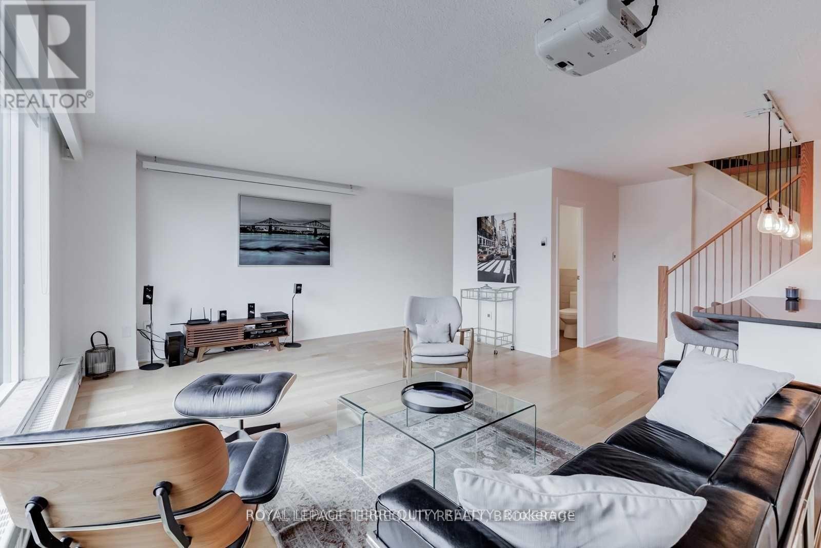 214 - 60 Southport Street, Toronto, Ontario  M6S 3N4 - Photo 4 - W13613848
