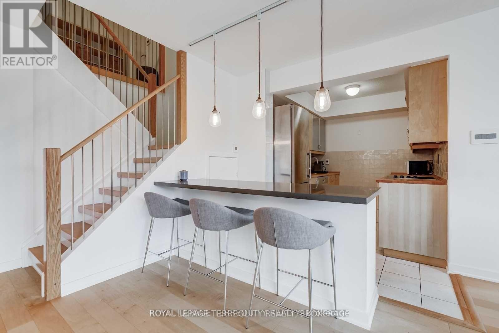 214 - 60 Southport Street, Toronto, Ontario  M6S 3N4 - Photo 6 - W13613848