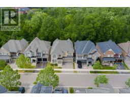 332 MCGIBBON DRIVE, Milton, Ontario