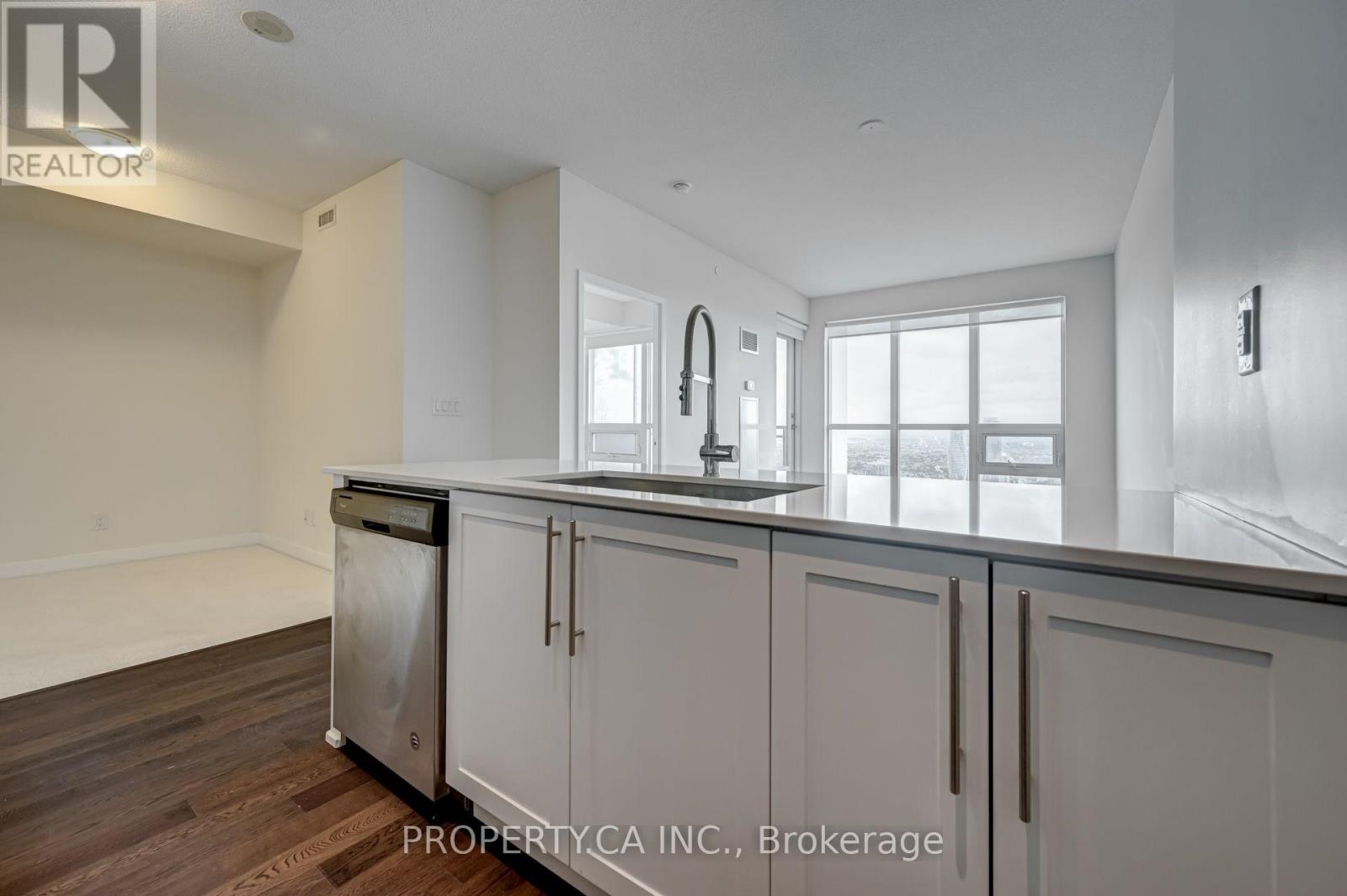 4706 - 4011 Brickstone Mews, Mississauga, Ontario  L5B 0G3 - Photo 15 - W13613976