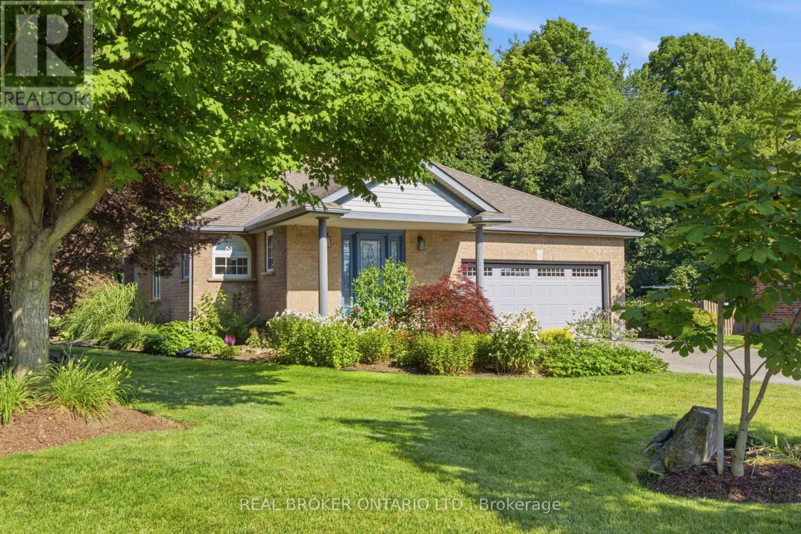 13 Burlwood Drive, Woolwich, Ontario  N3B 3L2 - Photo 3 - X13614038
