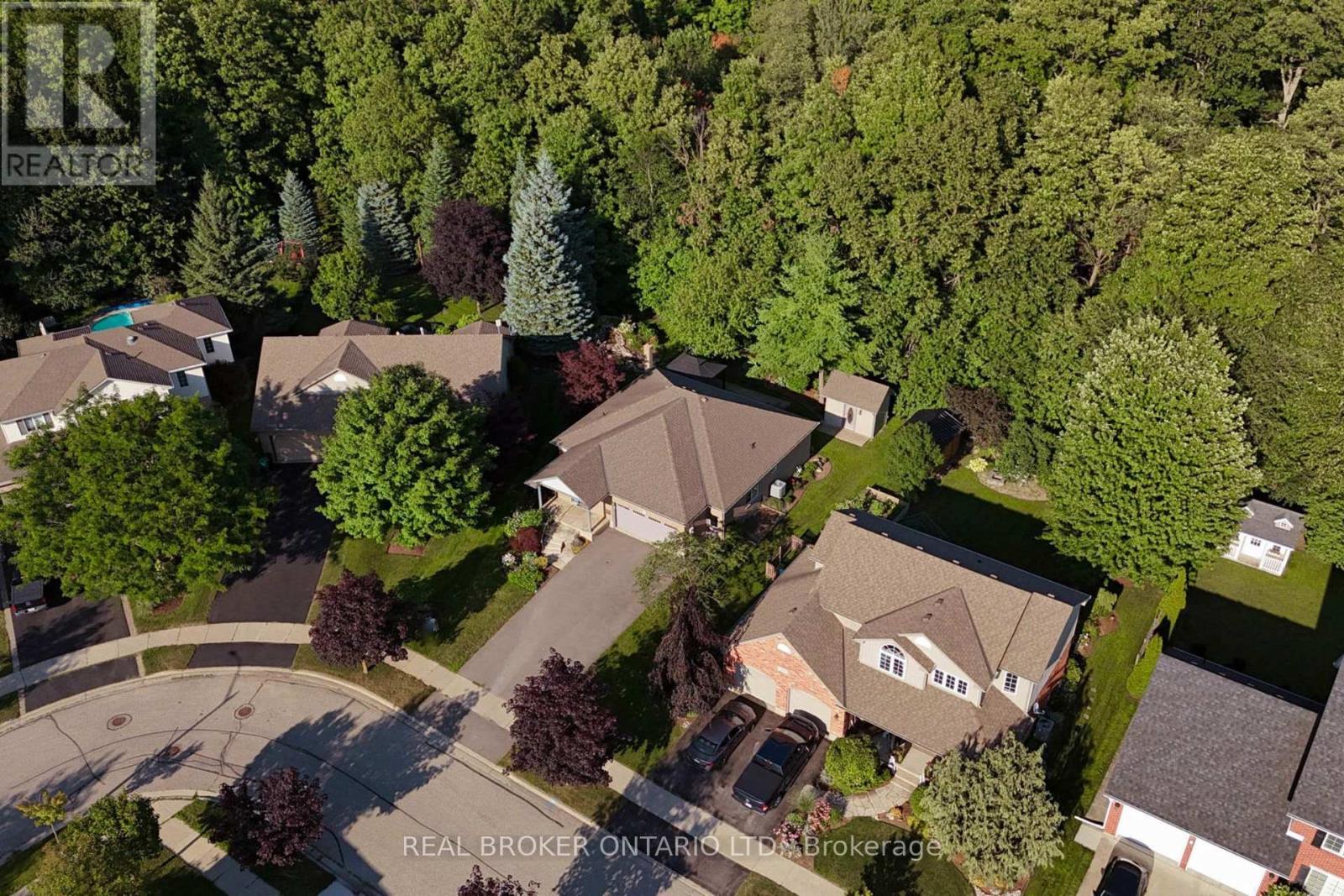 13 Burlwood Drive, Woolwich, Ontario  N3B 3L2 - Photo 4 - X13614038