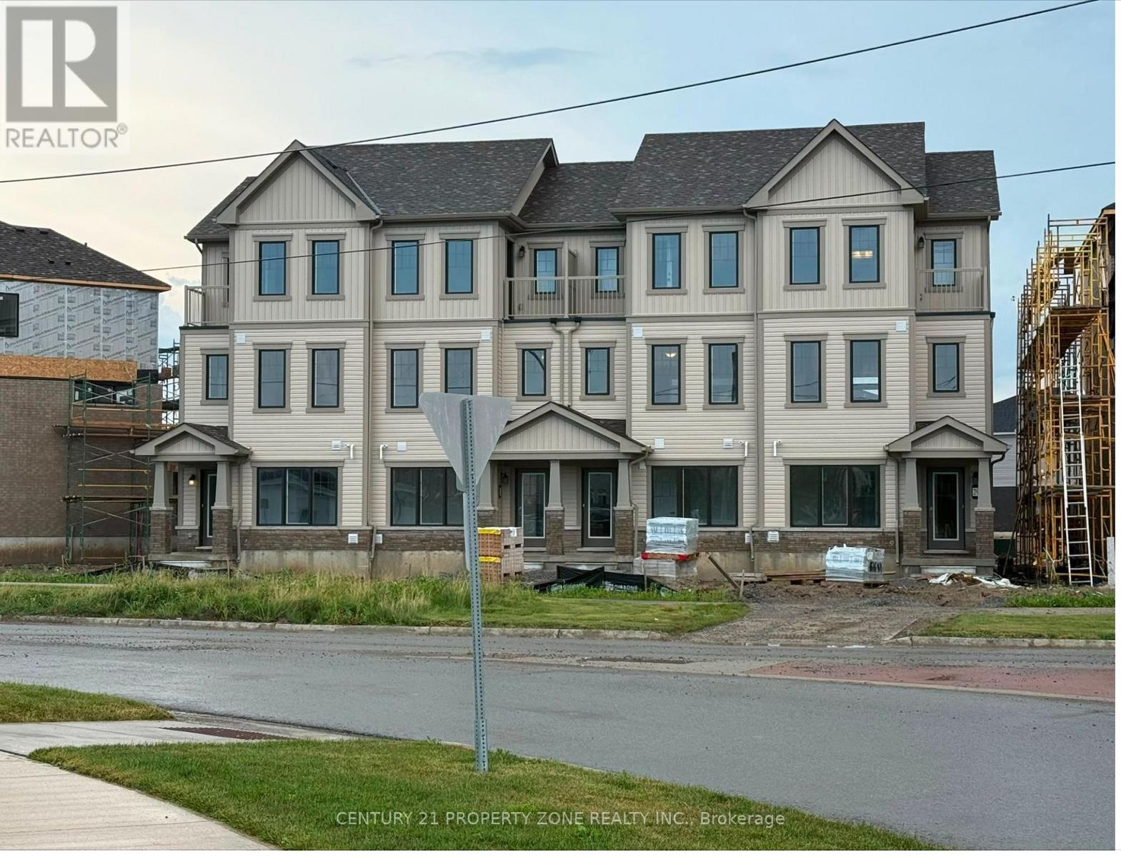 19 VANDERBURGH LANE, Thorold, Ontario