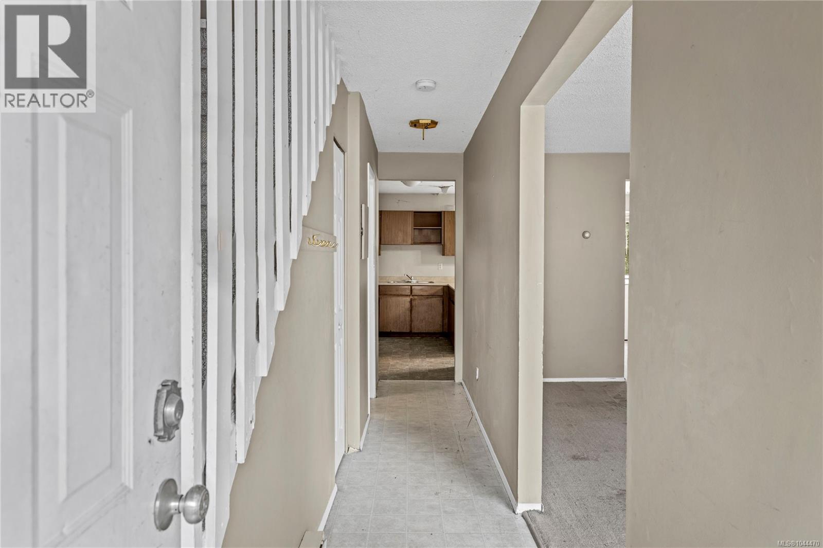 826 Holly Hill Rd, Nanaimo, British Columbia  V9R 5T1 - Photo 4 - 1044470