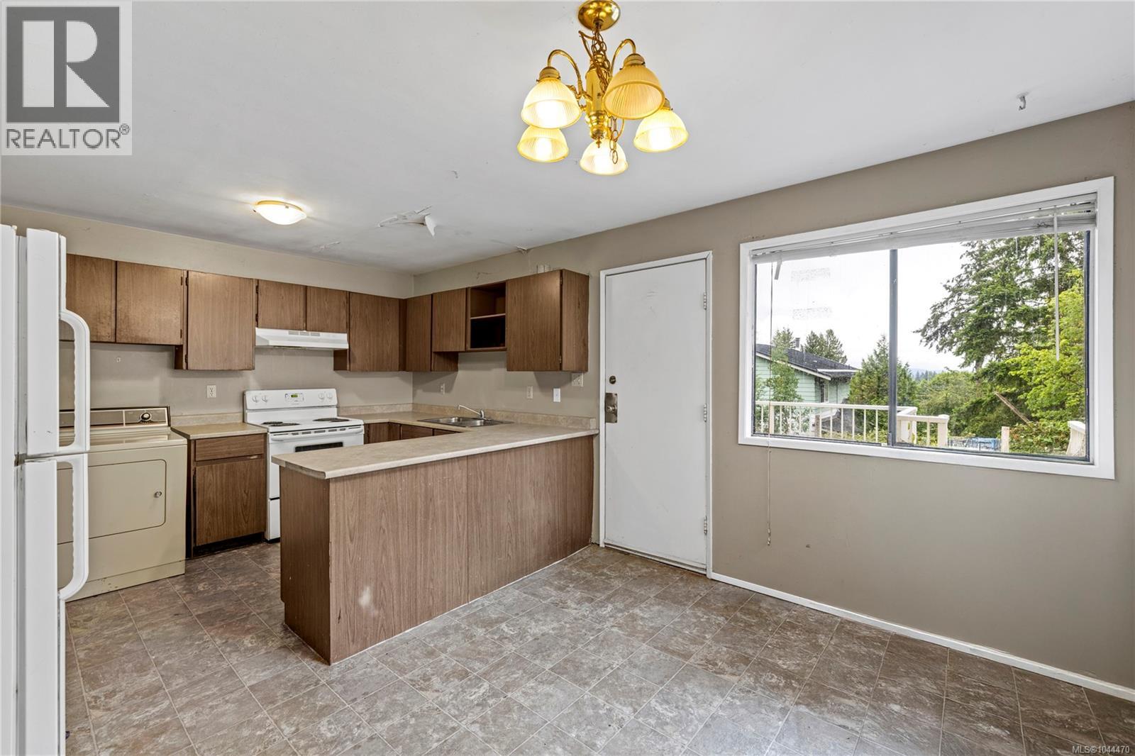 826 Holly Hill Rd, Nanaimo, British Columbia  V9R 5T1 - Photo 8 - 1044470