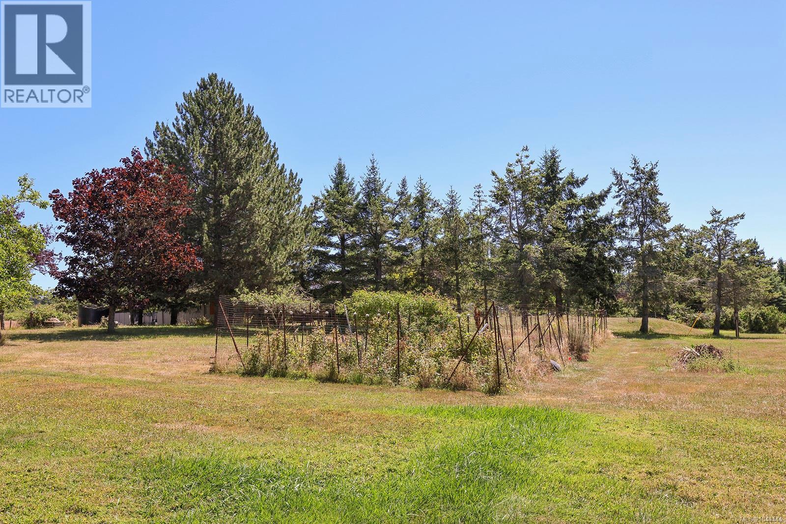 2570 Piercy Rd, Denman Island, British Columbia  V0R 1T0 - Photo 17 - 1044444
