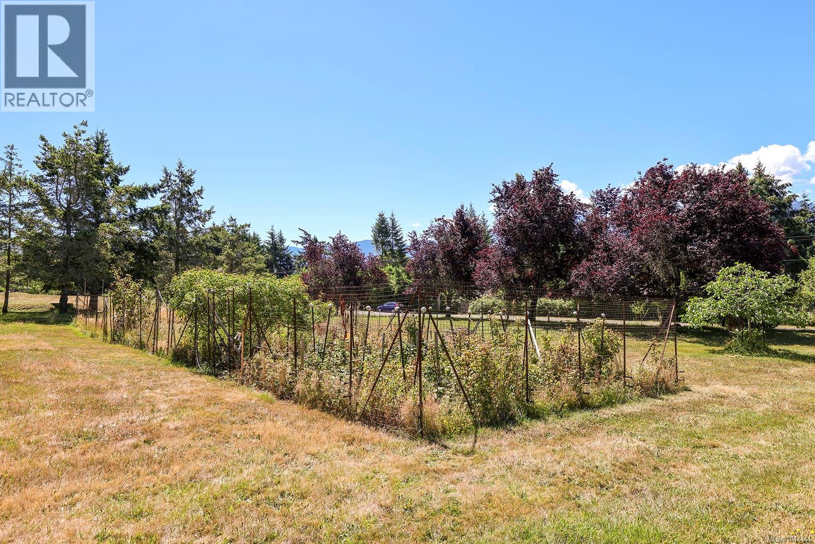 2570 Piercy Rd, Denman Island, British Columbia  V0R 1T0 - Photo 18 - 1044444