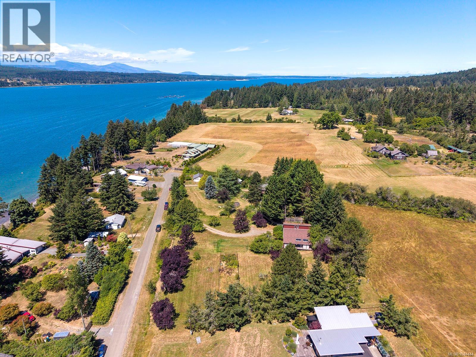 2570 Piercy Rd, Denman Island, British Columbia  V0R 1T0 - Photo 24 - 1044444