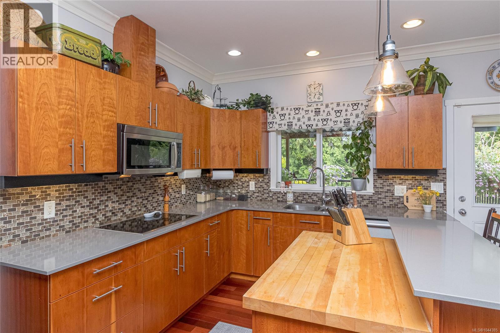 1617 Simon Pl, Cowichan Bay, British Columbia  V0R 1N1 - Photo 19 - 1044385