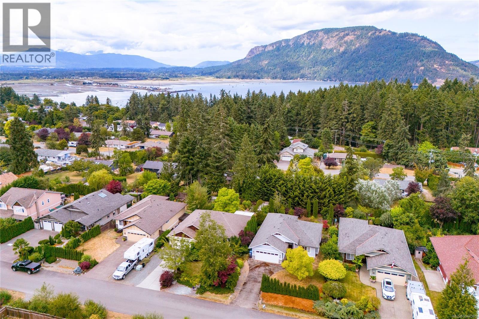 1617 Simon Pl, Cowichan Bay, British Columbia  V0R 1N1 - Photo 2 - 1044385