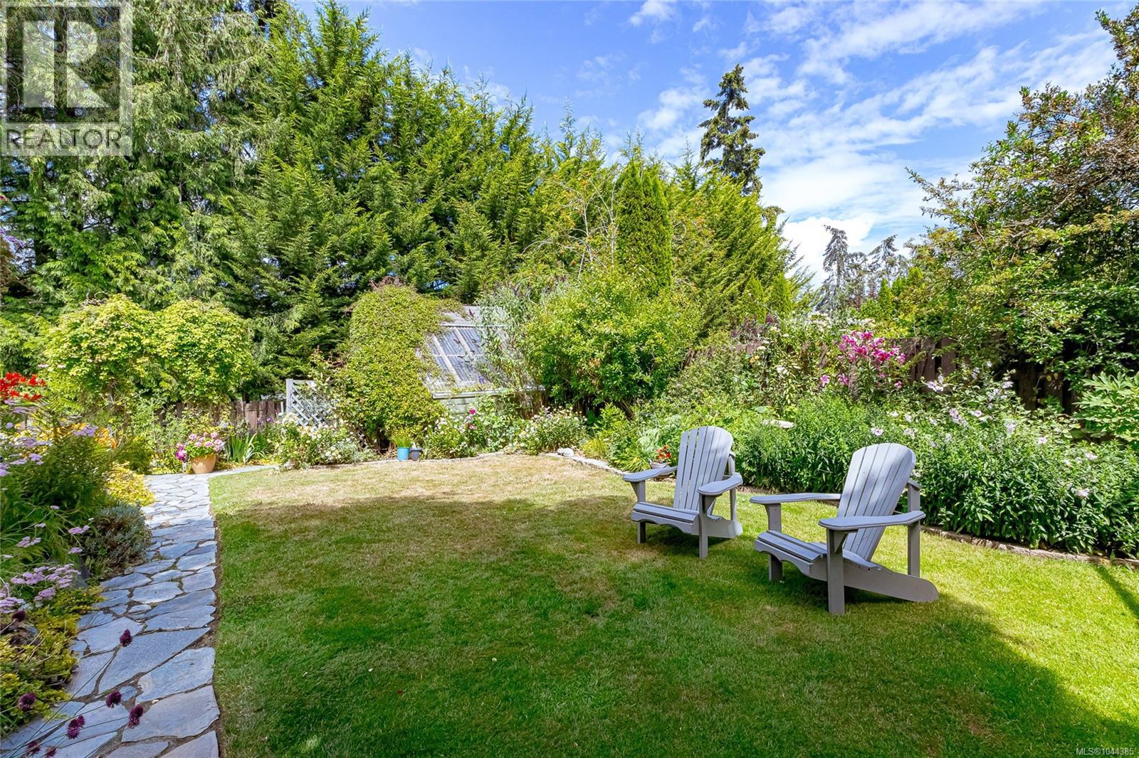 1617 Simon Pl, Cowichan Bay, British Columbia  V0R 1N1 - Photo 55 - 1044385