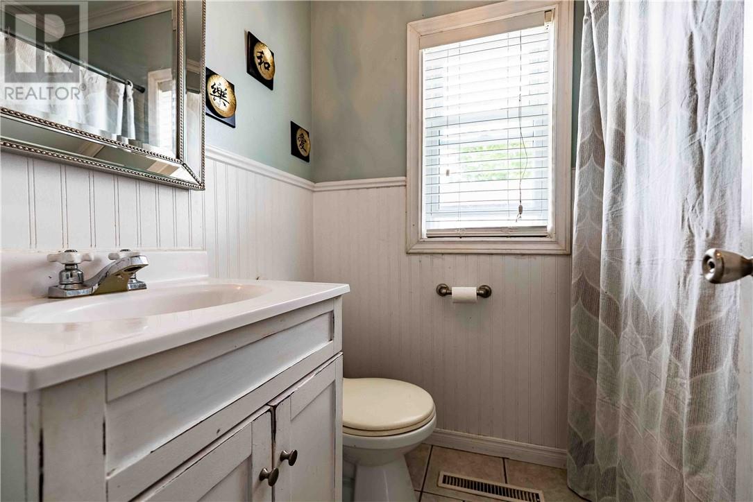 44 Salisbury, Warren, Ontario  P0H 2N0 - Photo 20 - 2129463