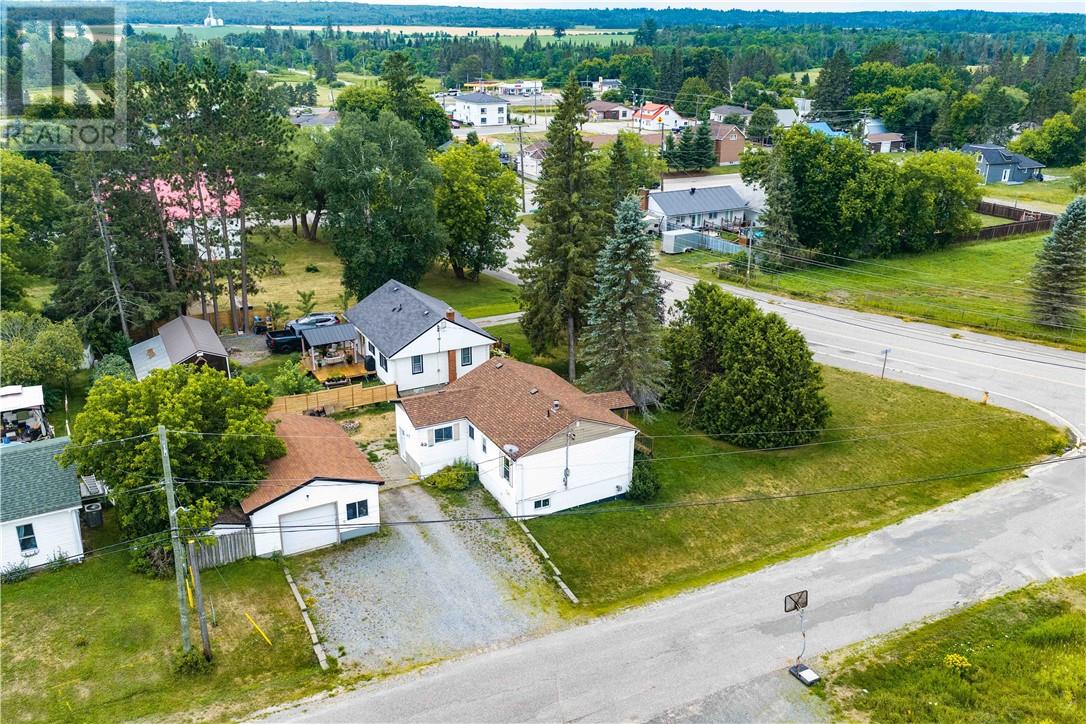 44 Salisbury, Warren, Ontario  P0H 2N0 - Photo 33 - 2129463