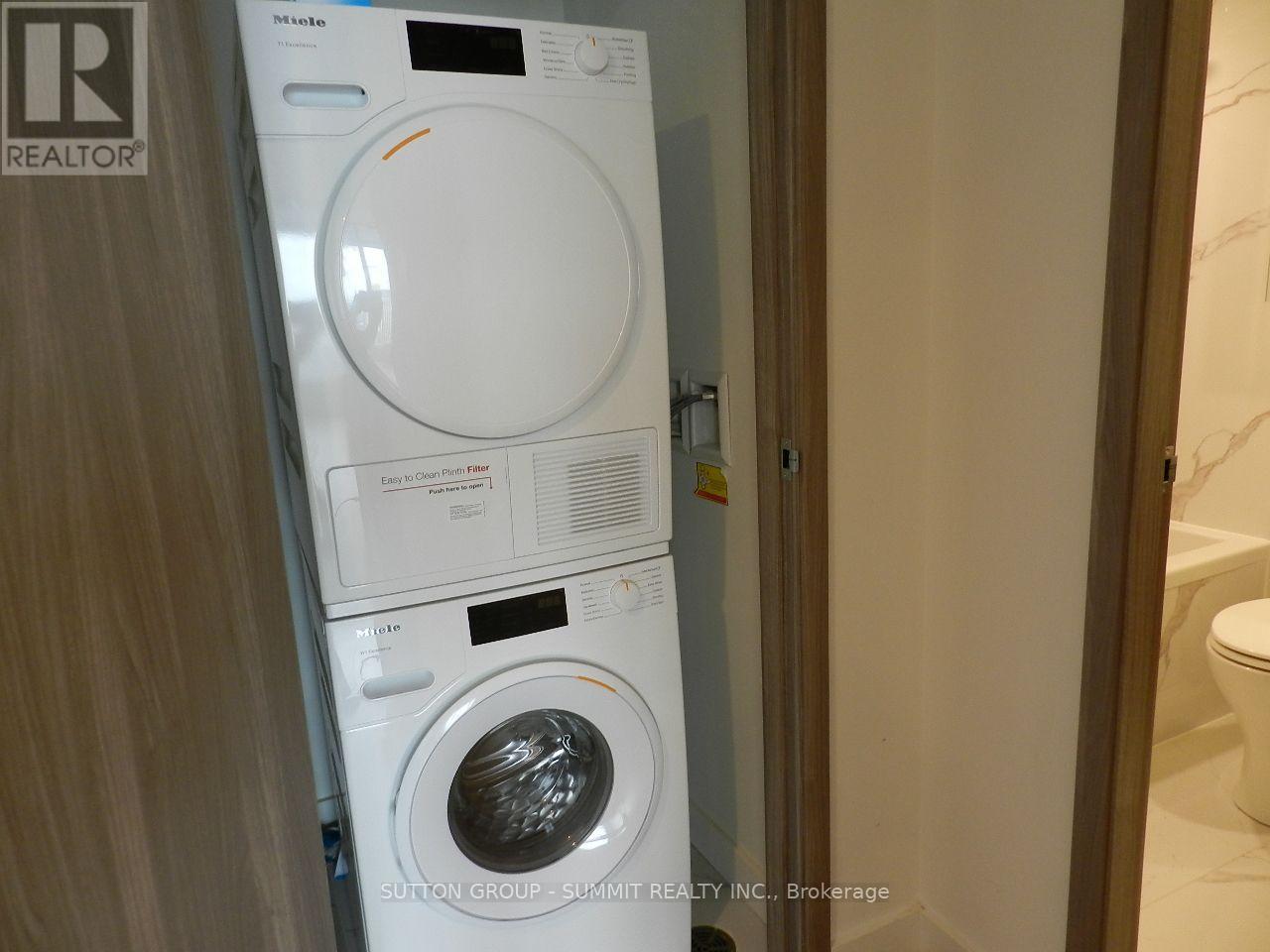 5601 - 1 Concord Cityplace Way, Toronto, Ontario  M5V 0X3 - Photo 16 - C13611860