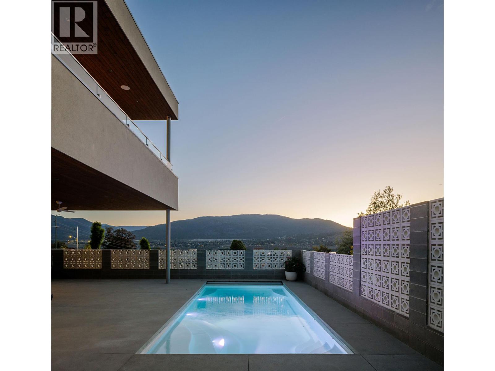 765 Westminster Avenue E, Penticton, British Columbia  V2A 1J2 - Photo 12 - 10375925