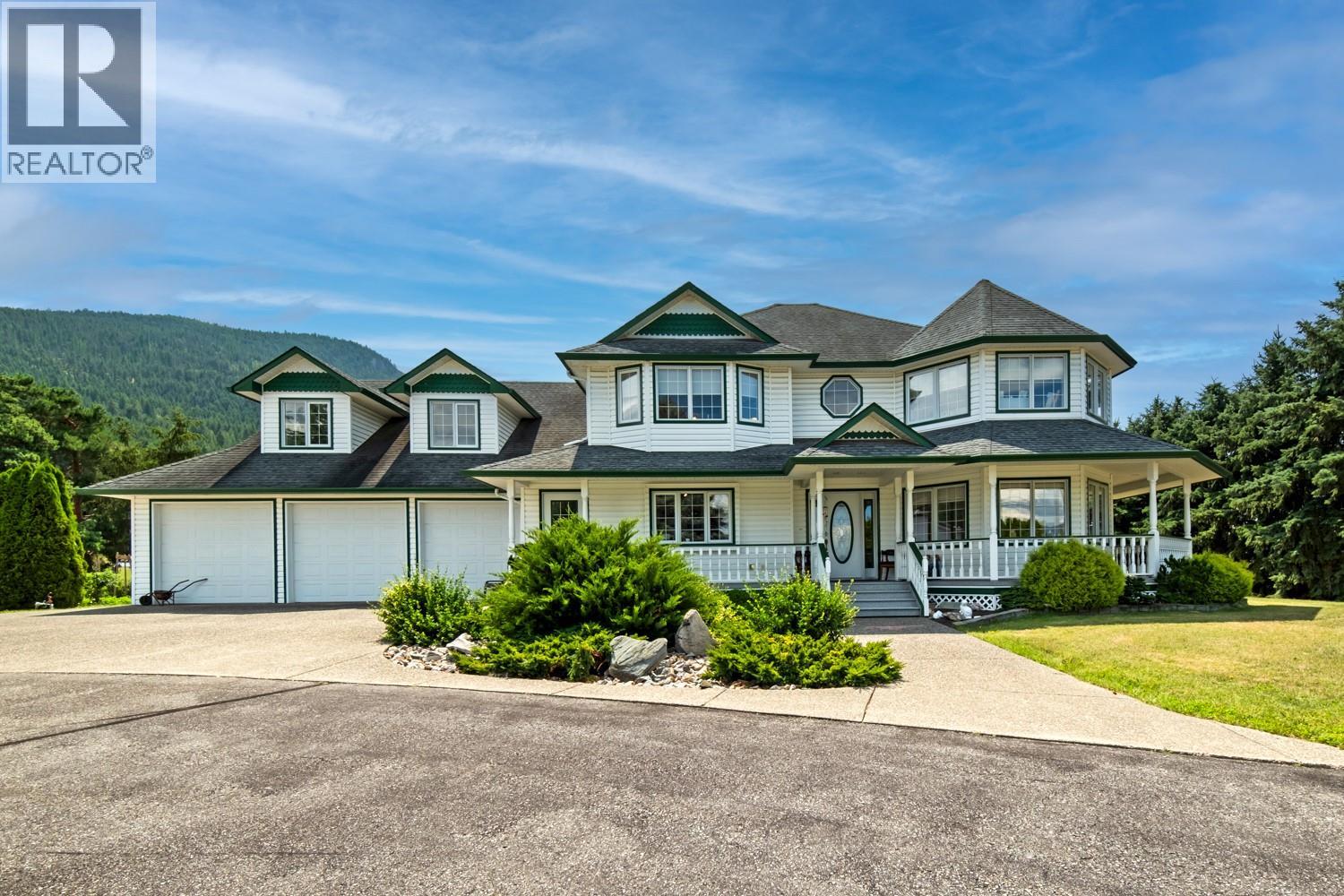135 Pleasant Valley Cross Road, Armstrong, British Columbia V4Y 0W1 - Photo 3 - 10385076