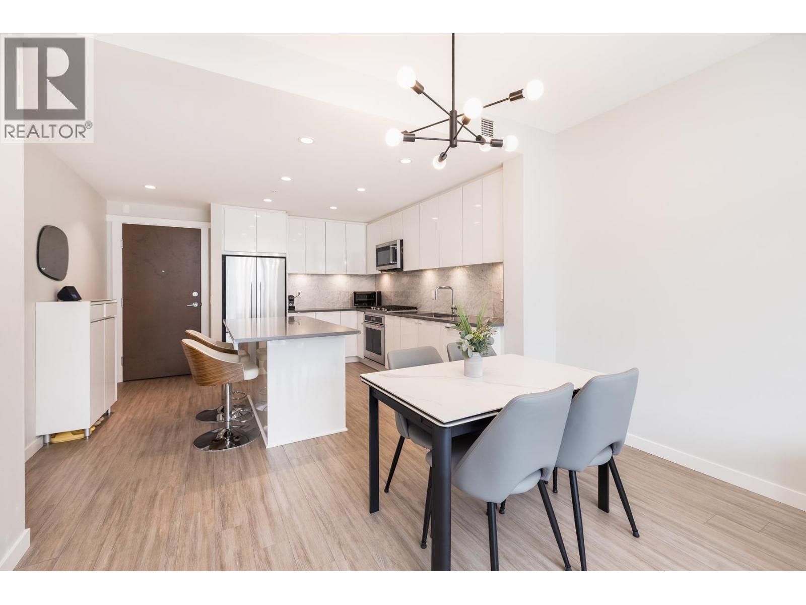 302 2651 Library Lane, North Vancouver, British Columbia  V7J 0C1 - Photo 11 - R3150552